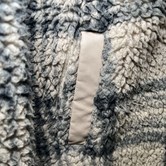 Abercrombie & Fitch Soft Collection 1/2 Half Zip Pullover Sherpa Womens Size XS - Picture 4 of 11